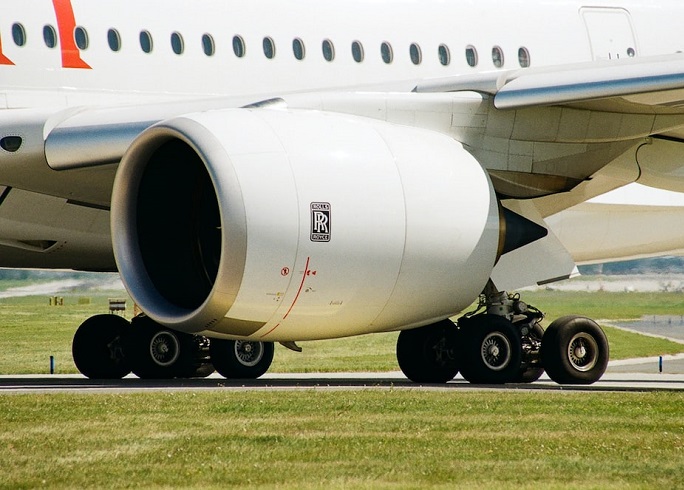 Effiziente Bearbeitung typischer Komponenten im Bereich der Luft-und Raumfahrt